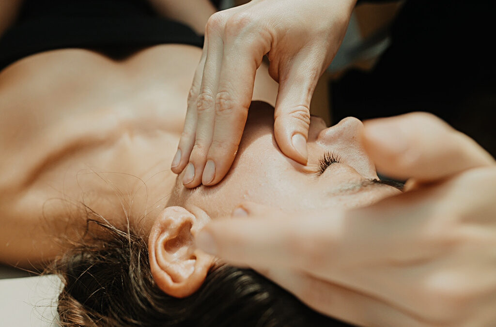 Myofasziale Massage – Gesicht/Nacken/Hals